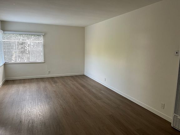 5th image of 2660 23rd St #2660