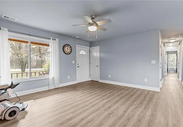 3685 Settingdown Rd — Photo 38