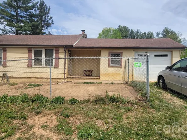 60 Mingus St, Canton, NC 28716