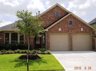 2511 Winding Creek Dr, Fresno, TX 77545