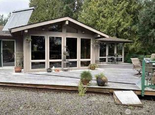 16518 NE 2nd Pl, Bellevue, WA 98008