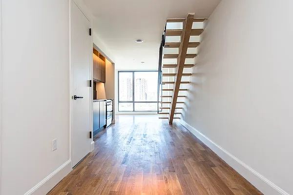Rented by Nooklyn NYC LLC | media 82