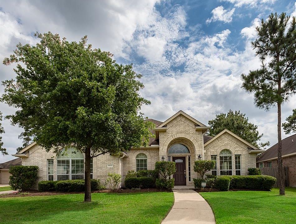 1st image of 19026 Brighton Trail Ln