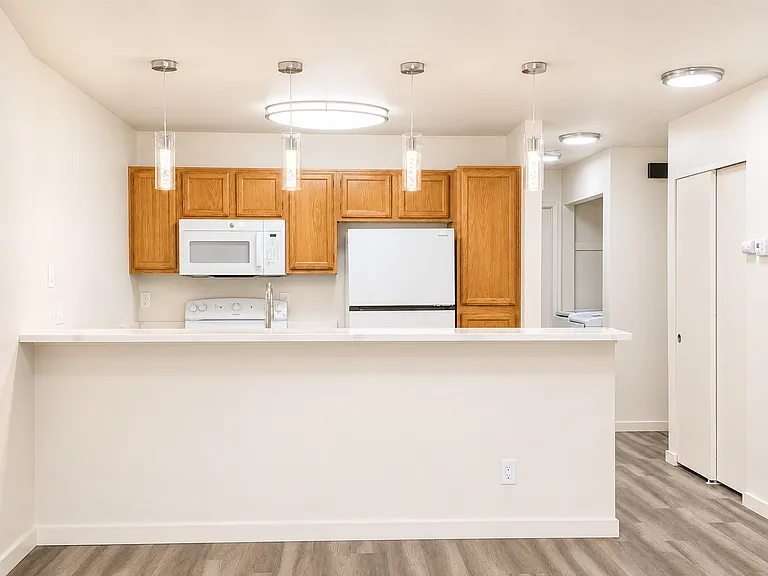 Quail Manor Townhomes — Photo 13
