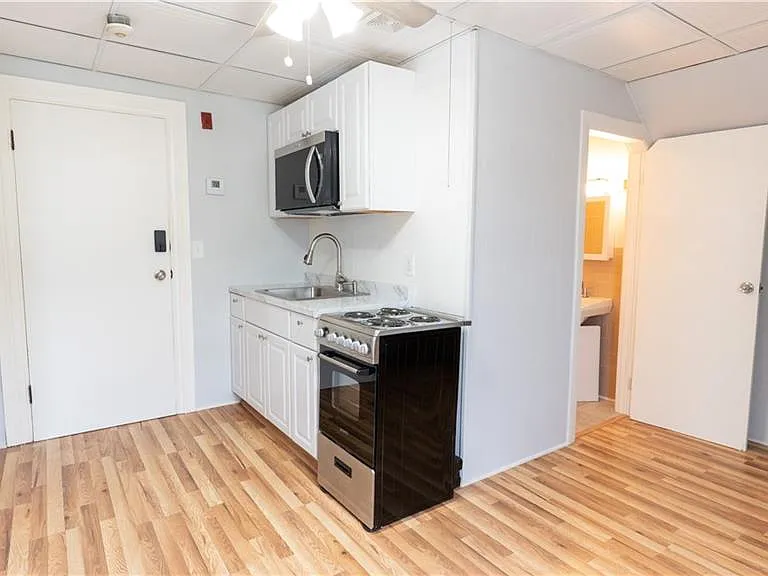 93 Warren Ave #4 — Photo 6