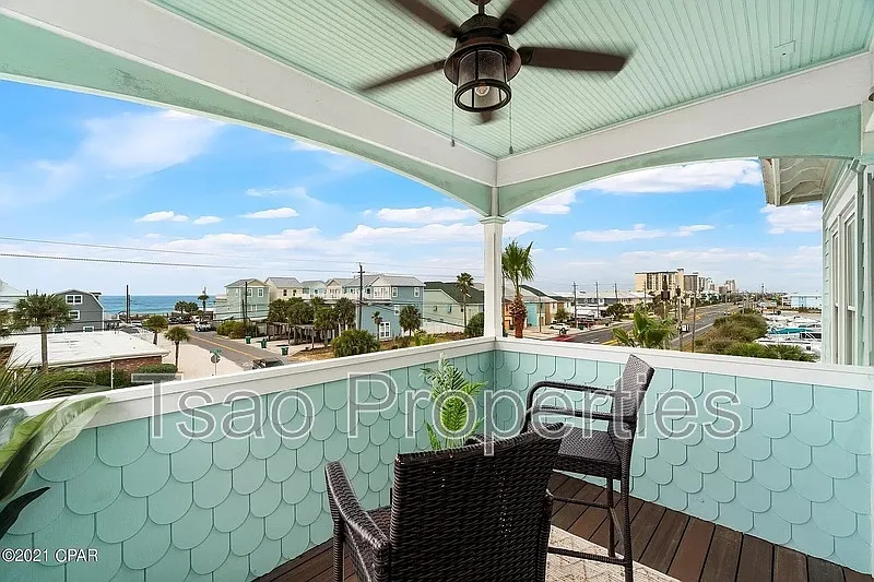 3 bed, 3.0 bath, 1860 sqft, $2,995 — Photo 3