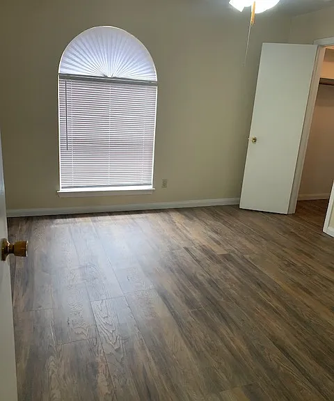 1221 Willow Wood Ct — Photo 27