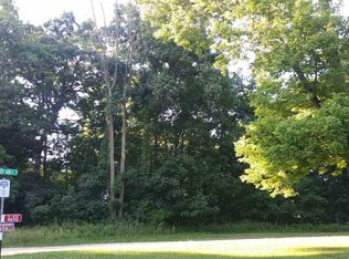 L1 White Oaks, Hazel Green, WI 53811
