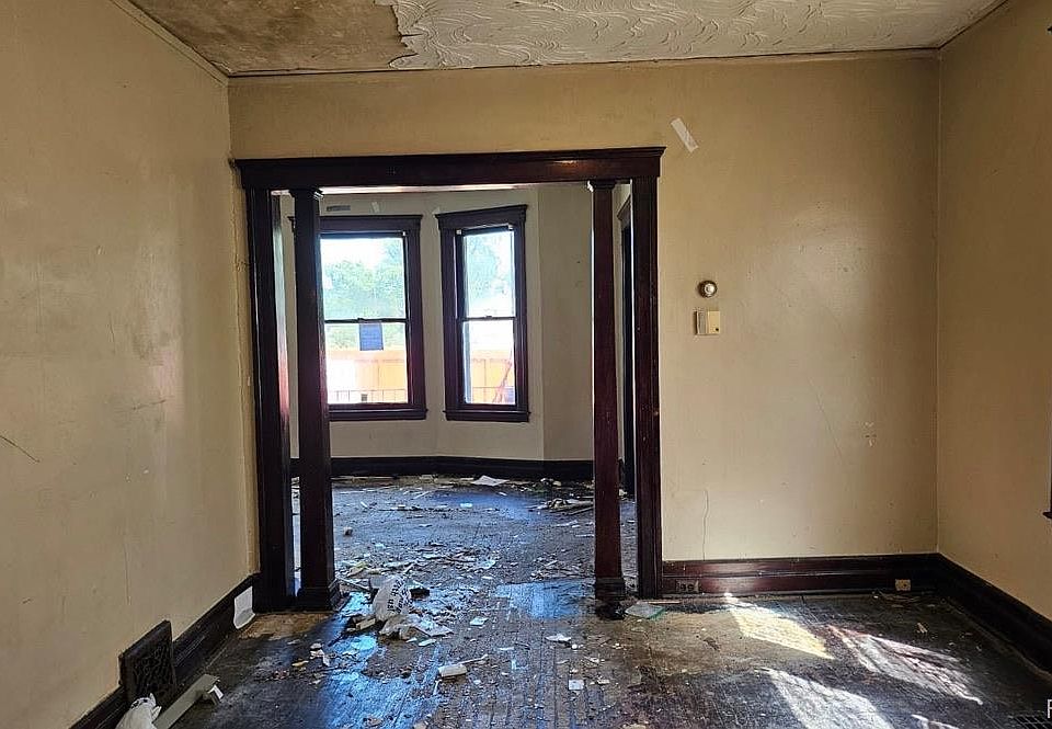 3011 Crane St, photo 7