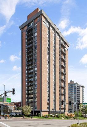 200 S Brentwood Blvd APT 2C, Saint Louis, MO 63105