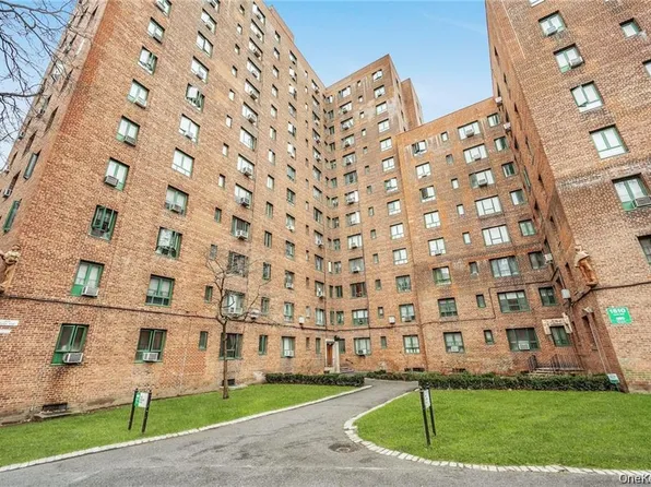 (undisclosed Address), Bronx, NY 10462