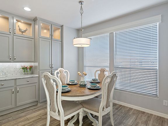 4th image of 312 E Oneil Dr #131