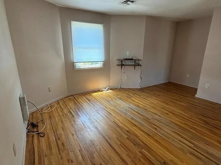 213 Lakeview Ave — Photo 12