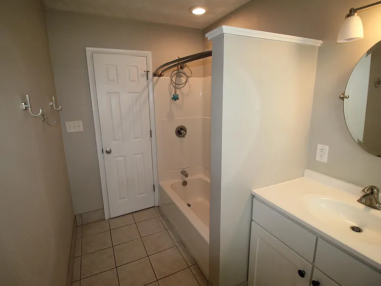 2349 Custom Cir — Photo 25