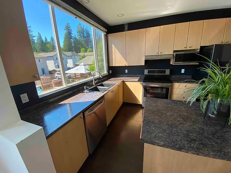 103a Ave — Photo 13