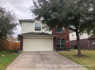 2905 Windy Hollow Ln, Dickinson, TX 77539