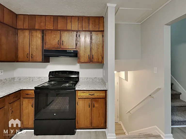 2050 Sandgate Cir — Photo 4