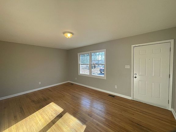 2nd image of 1570 Timberlake Dr