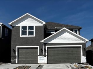 12346 S Prairie Creek Rd, Olathe, KS 66061