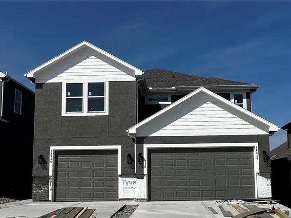 12346 S Prairie Creek Rd, Olathe, KS 66061