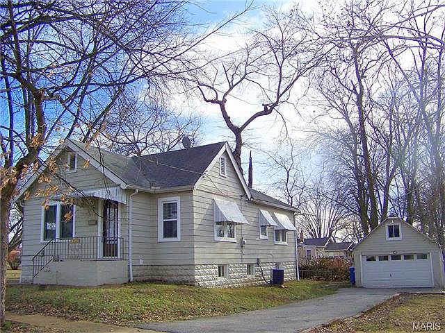 1st image of 9404 Muriel Ave