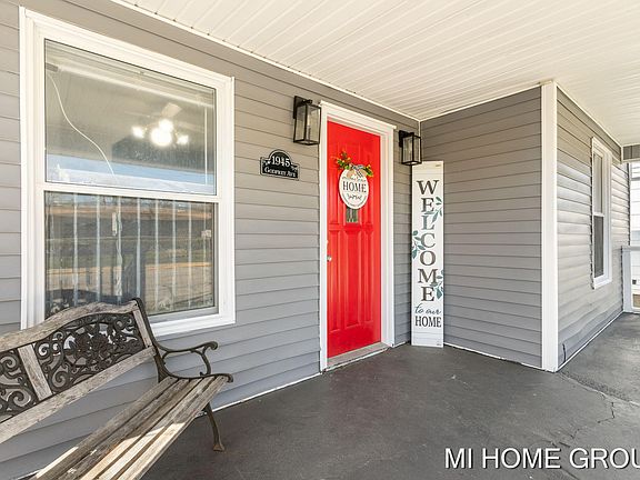 4th image of 1945 Godfrey Ave SW