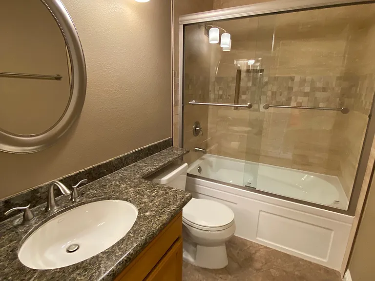 12488 Creekview Dr — Photo 10