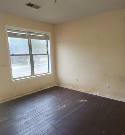 5th image of 7681 Broken Hickory Dr