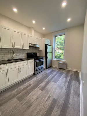 Rented by Alpine Realty | media 8