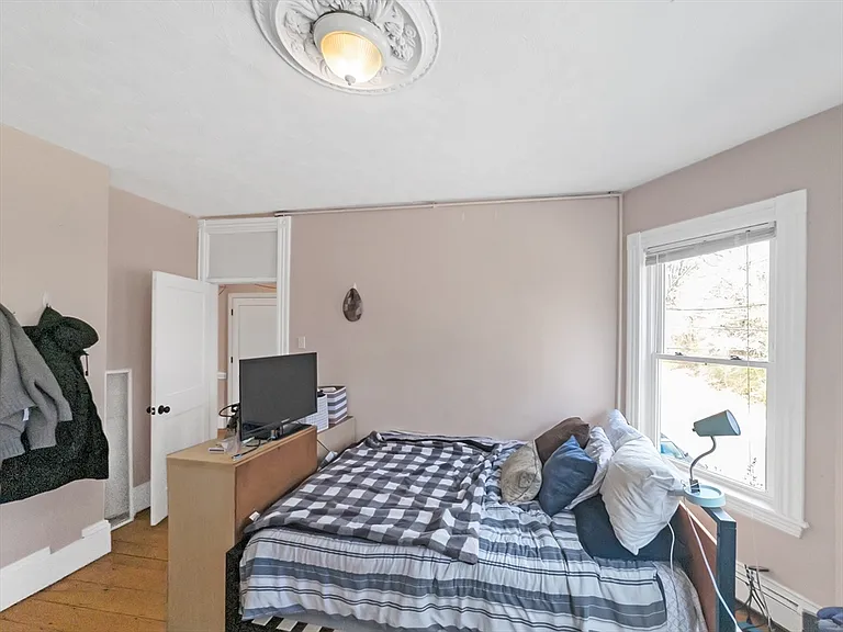 32 Fisher Ave #2 — Photo 12