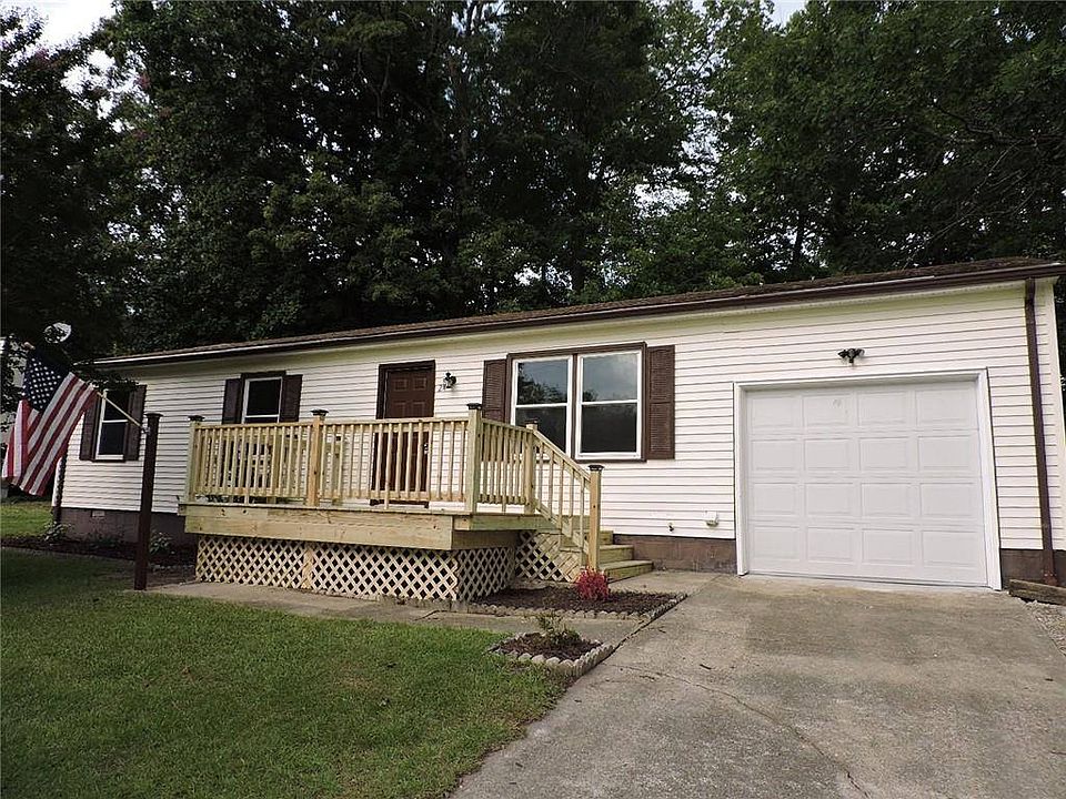1st image of 24 Cathy Dr