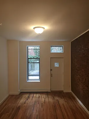 Rented by Berlin Property Group | media 12