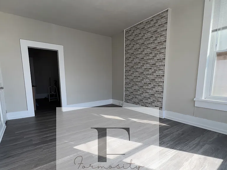 611 W Turner St #1 — Photo 6