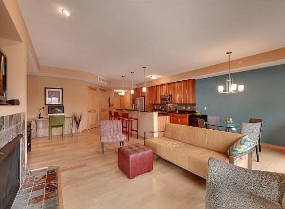 4th image of 350 Main St N Unit 306