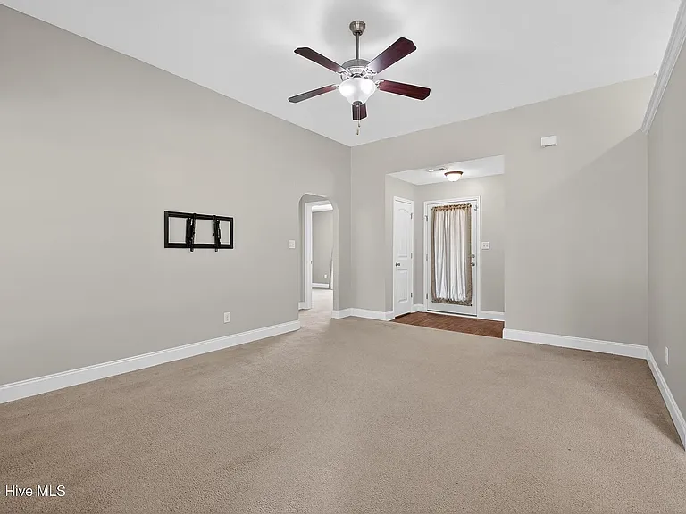 928 Arbor Springs Cir — Photo 13