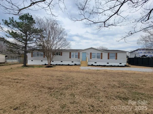 1170 Meadowcreek Dr, China Grove, NC 28023
