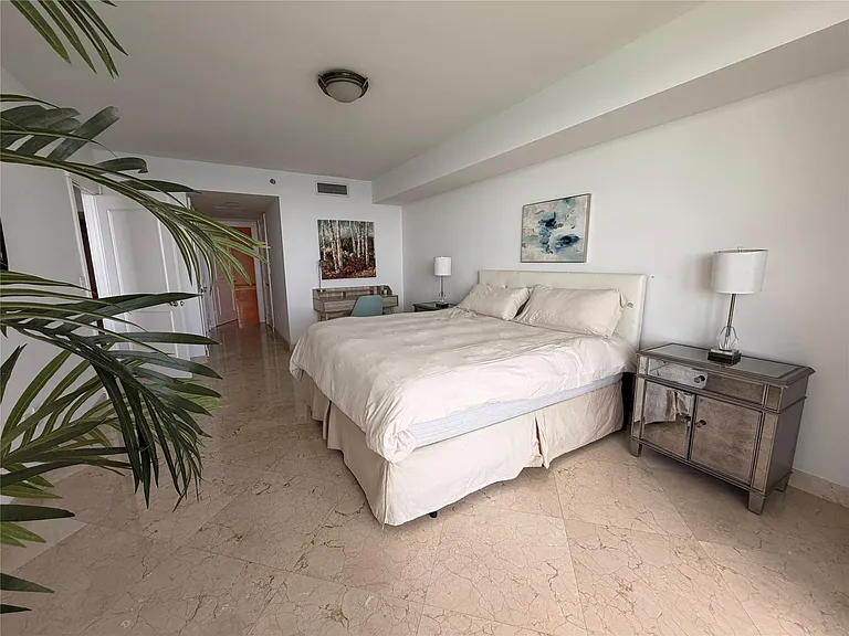 1850 S Ocean Dr #4202 — Photo 8