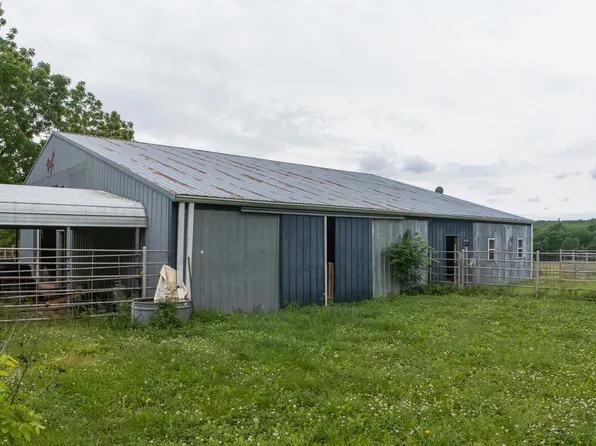 24401 Black Hawk Trl, Lincoln, MO 65338