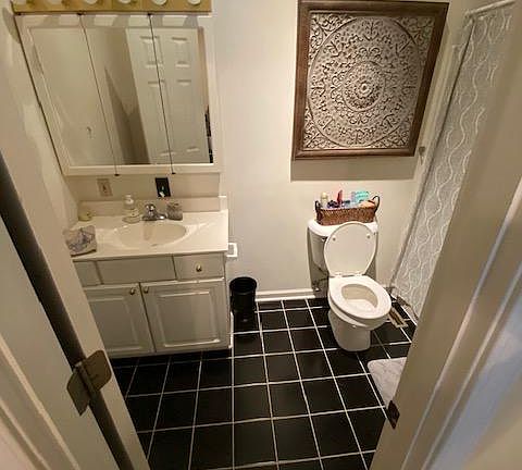 Full bathroom