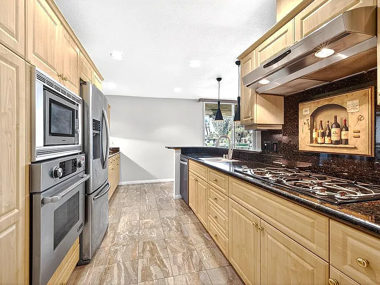 42419 Adams St #24 — Photo 4