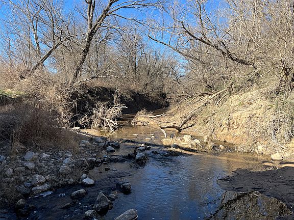 4th image of Dry Valley Rd