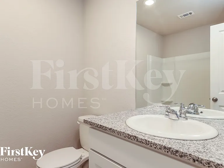 10610 Varmus Dr — Photo 14
