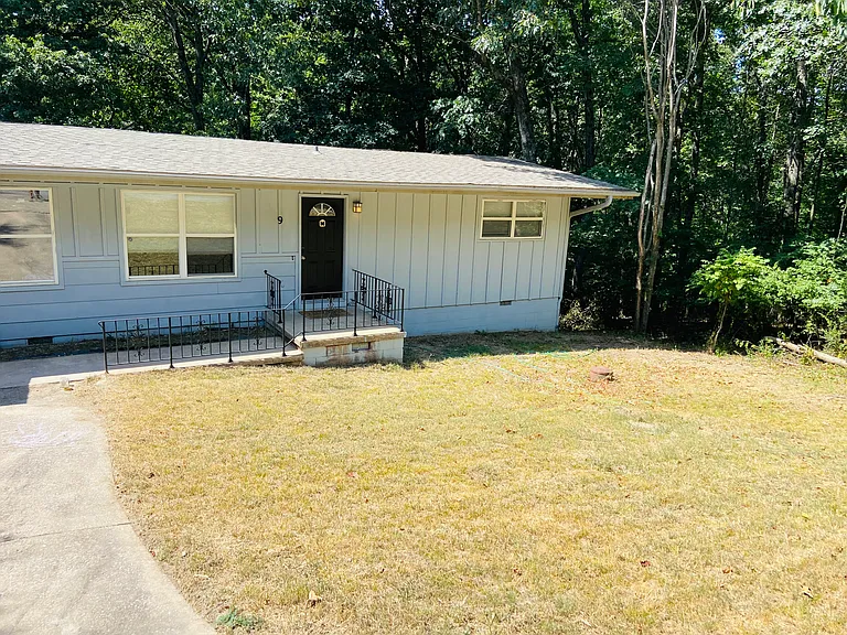 9 Bewdley Cir — Photo 1