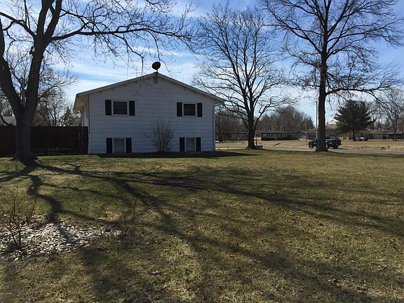 4th image of 1939 Smyers Dr