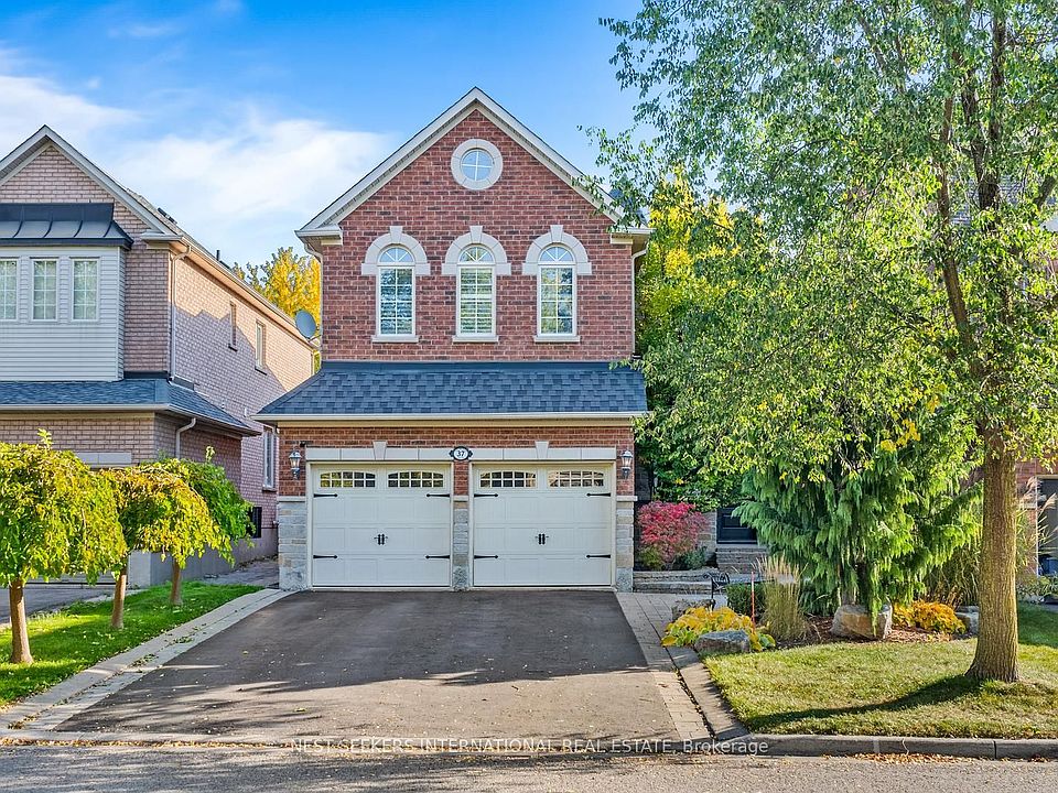 1st image of 37 Ravine Edge Dr
