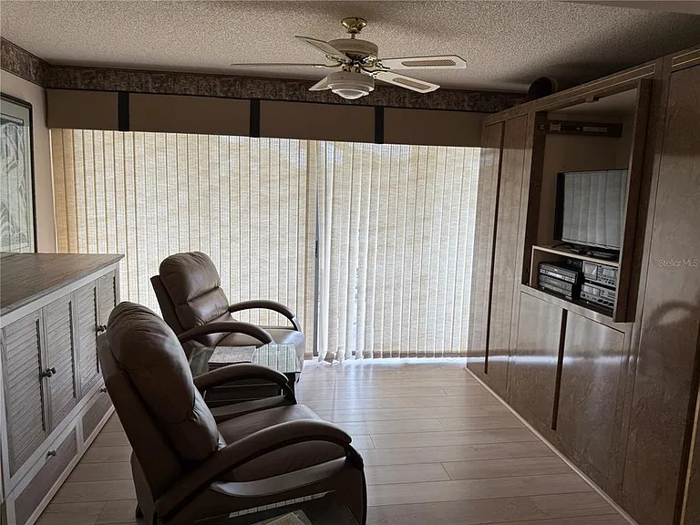 5525 Ashton Lake Dr #5525 — Photo 16