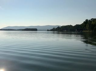 10 Dillards Hill Rd, Union Hall, VA 24176