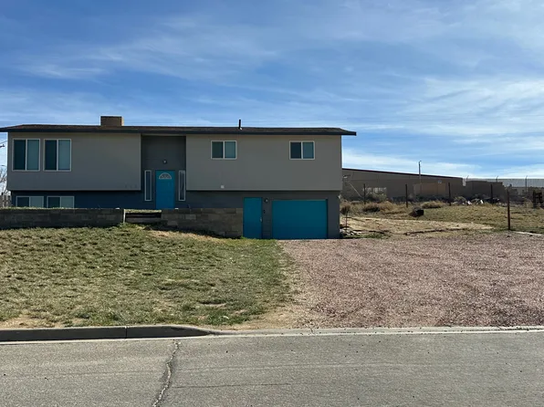 111 Cypress Ave, Saratoga, WY 82331