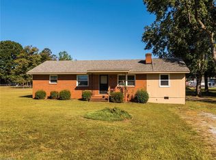 3519 Barbour Rd, Greensboro, NC 27406