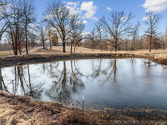 3rd image of 1292 E 2070th Rd